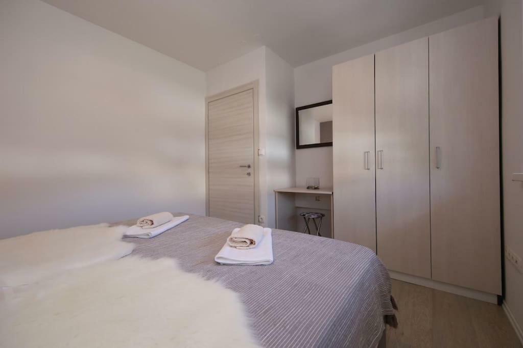 Oleandra Apartments دراغ المظهر الخارجي الصورة